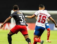 Bahia supera retranca do Boston River e volta à fase de grupos da Libertadores após de 36 anos