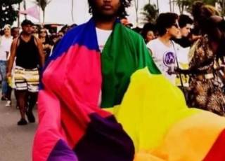 Ativista LGBTQIA+ é assassinado a tiros por homem encapuzado em bar no interior da Bahia