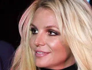 Britney Spears diz que sua família a machucou e fala sobre lesão nas costas