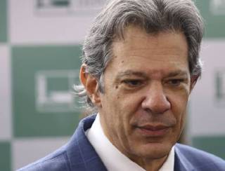 Ordem é negociar e não retaliar, diz Haddad sobre tarifas dos EUA