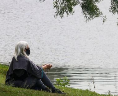 Covid: 5 anos após 1ª morte no país, documentos expõem negacionismo