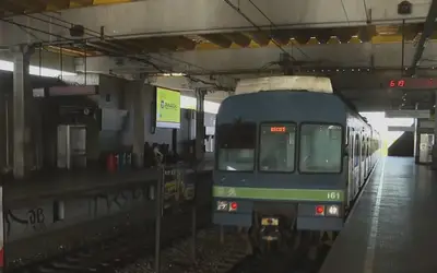 Após passar um dia sem funcionar, trens da Linha Sul do Metrô do Recife voltam a circular