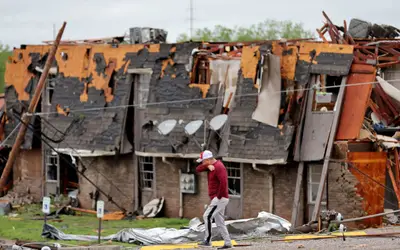 Tornados deixam 3 mortos em Oklahoma; dezenas de pessoas ficam feridas