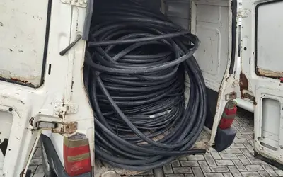 Mais de uma tonelada de fios furtados são apreendidos e três pessoas presas em Fortaleza