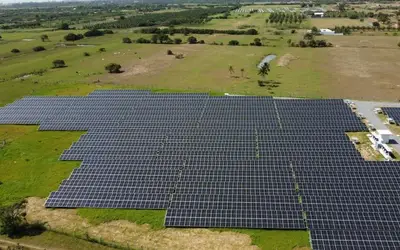 Prolagos inaugura usina solar no Norte Fluminense