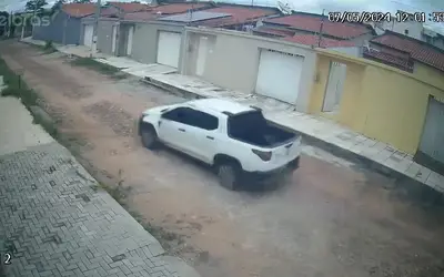 Câmera flagra carro usado por suspeitos em morte de suplente de vereador no Ceará