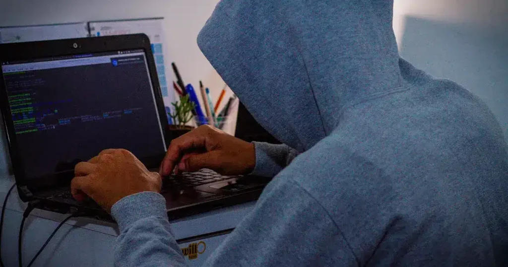 Golpe da falsa loja na internet: entenda como funciona e veja dicas para não cair na armadilha