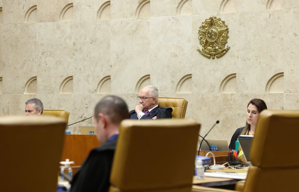 Senado tem proposta que substitui código de ética do STF