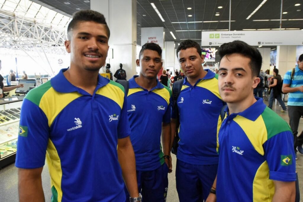 Estudantes do DF embarcam para mundial de profissões técnicas nos Emirados Árabes | Distrito Federal