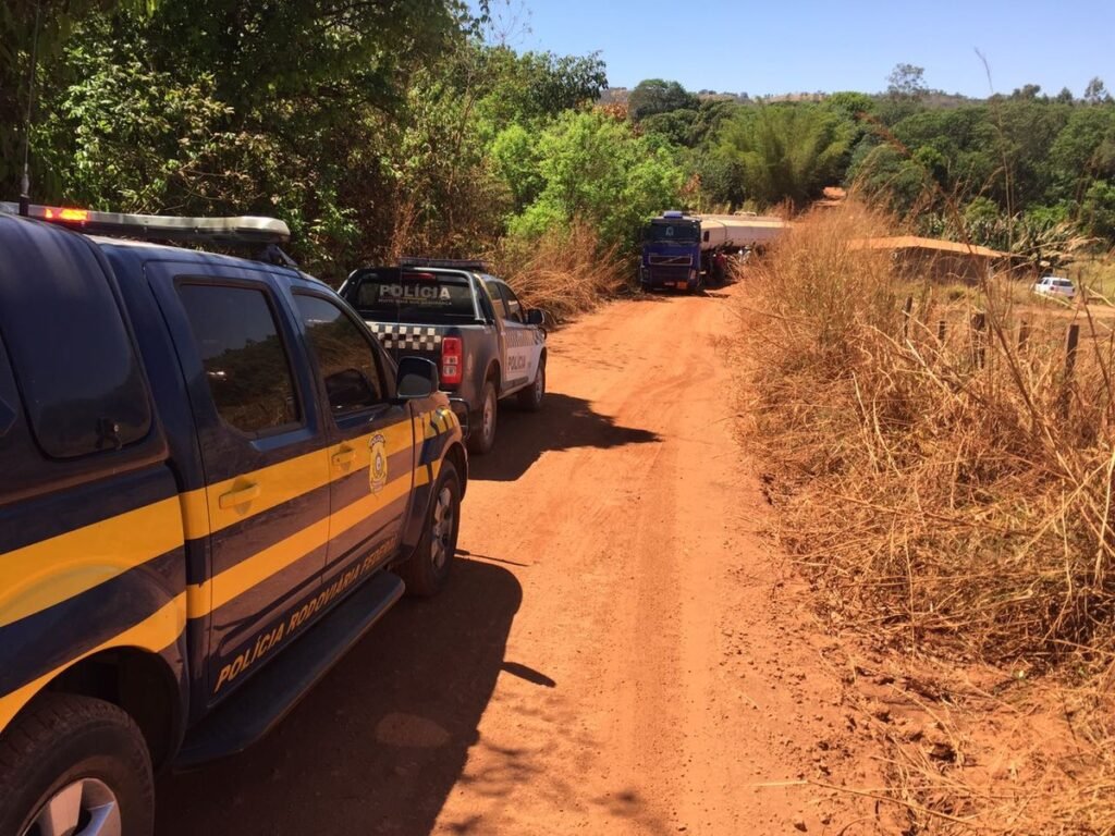 Motorista simula roubo para ficar com carga de 43 mil litros de álcool no DF, diz polícia | Distrito Federal