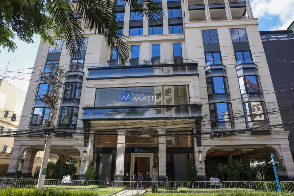 adiamentos estariam ligados a avanço de investigação