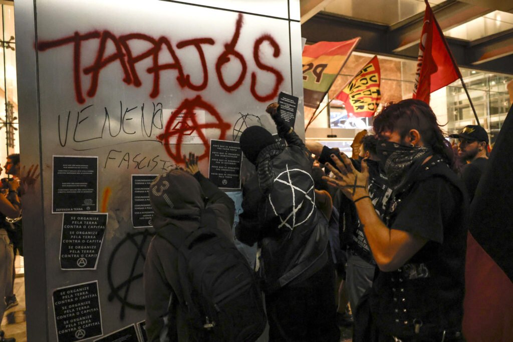 Lula revoga decreto após pressão de indígenas