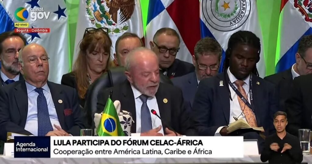 Na Colômbia, Lula critica Trump e faz discurso de cooperação com a África Na Colômbia, Lula critica Trump e faz discurso de cooperação com a África