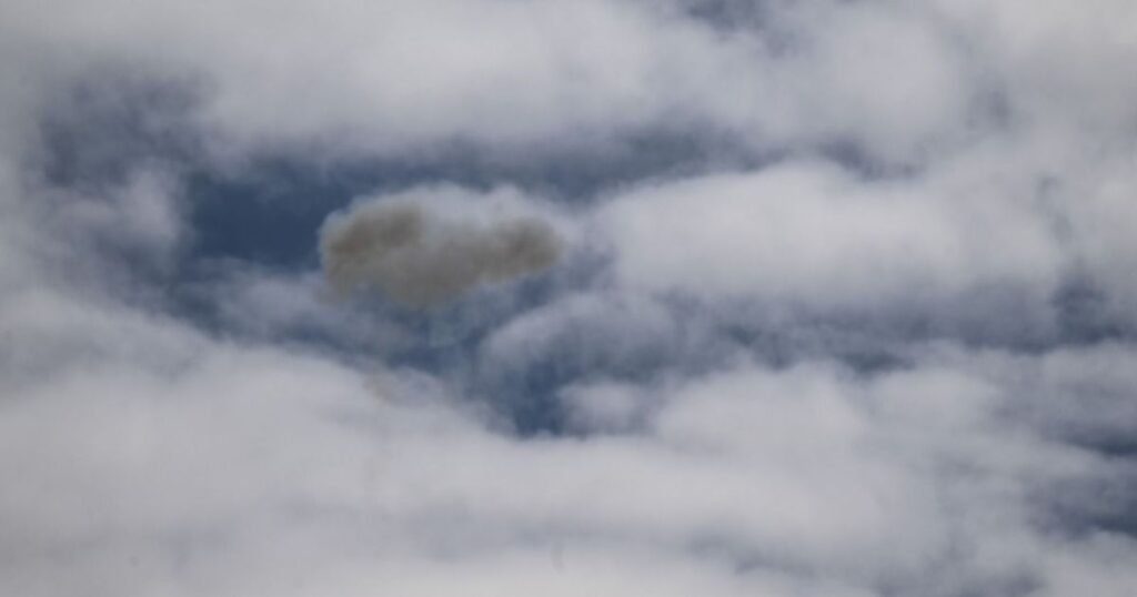 Israel confirma novos ataques do Irã ao país neste domingo (01)