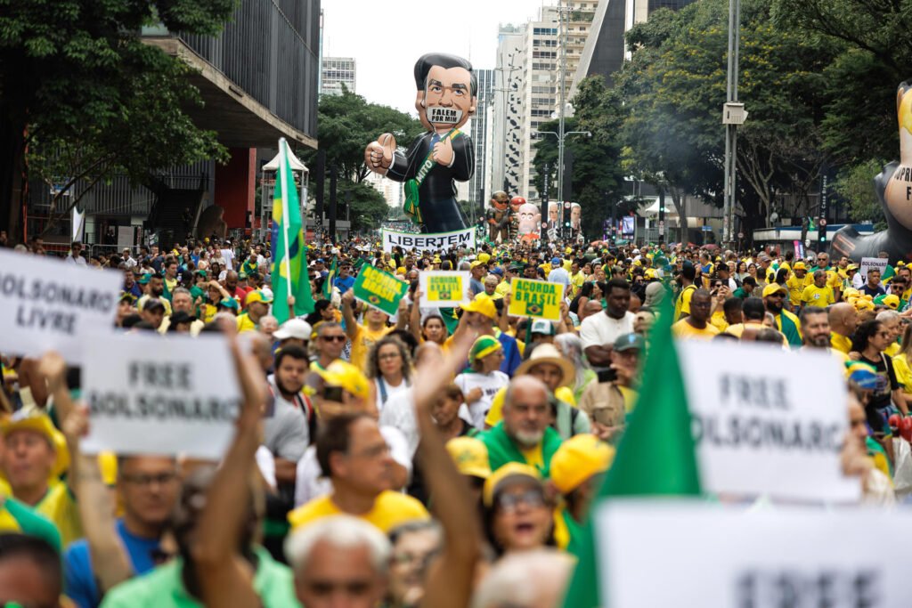 Manifestações do “Acorda, Brasil” reúnem multidões em 3 capitais