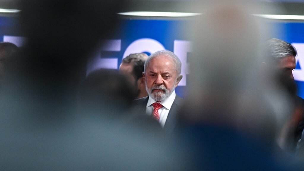 Lula cancela viagem ao Chile para posse de presidente eleito da direita