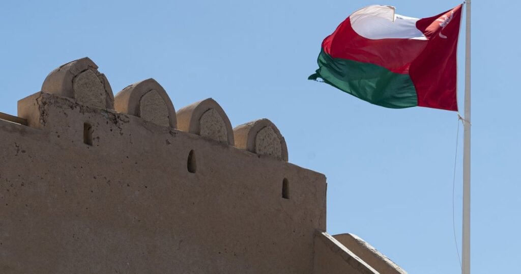 Omã assina acordo de mais de US$ 500 milhões para projetos industriais