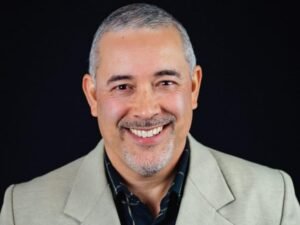 ENTRE CIÊNCIA, FÉ E FILOSOFIA: UMA FRONTEIRA QUE NÃO EXISTE!