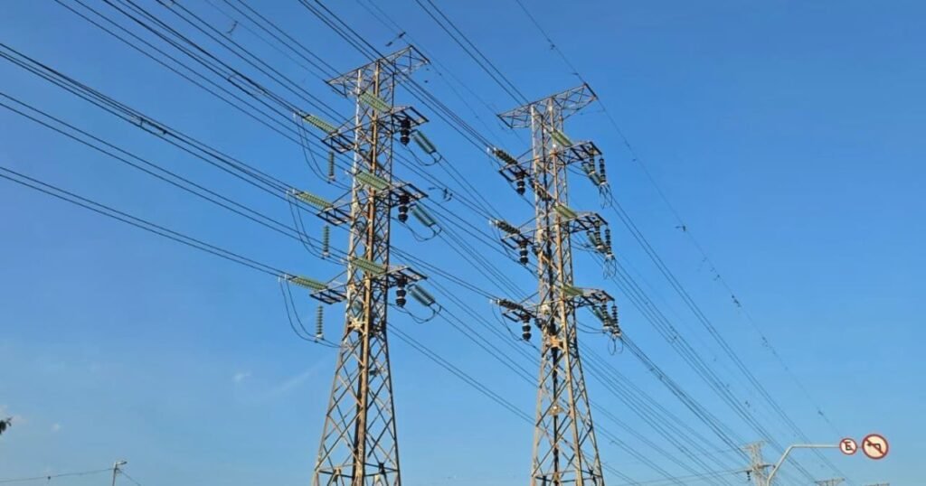 Governo deve assinar renovação de 14 distribuidoras na semana de 6 de maio